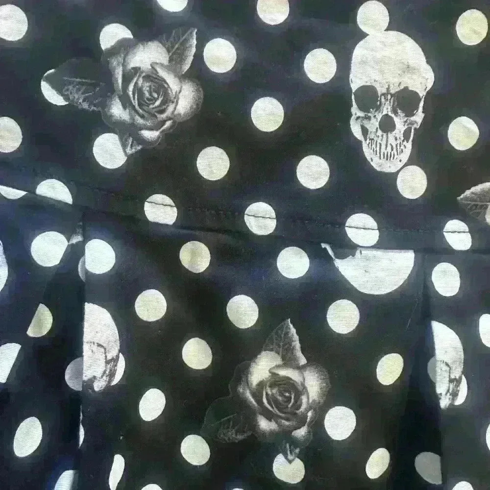 Hot Topic Skulls and Roses Polka Dot Pleated Mini Skirt 🖤 - Picture 3 of 3